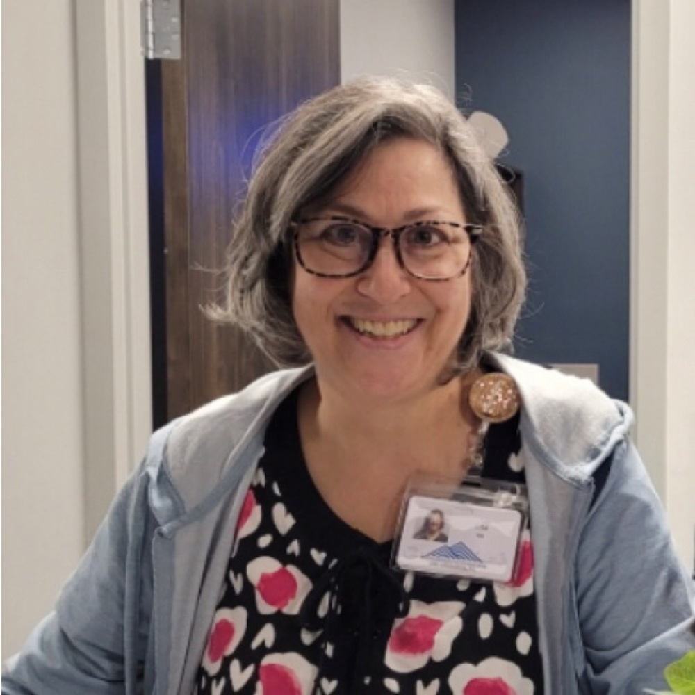 Meet your Posher, Lisa